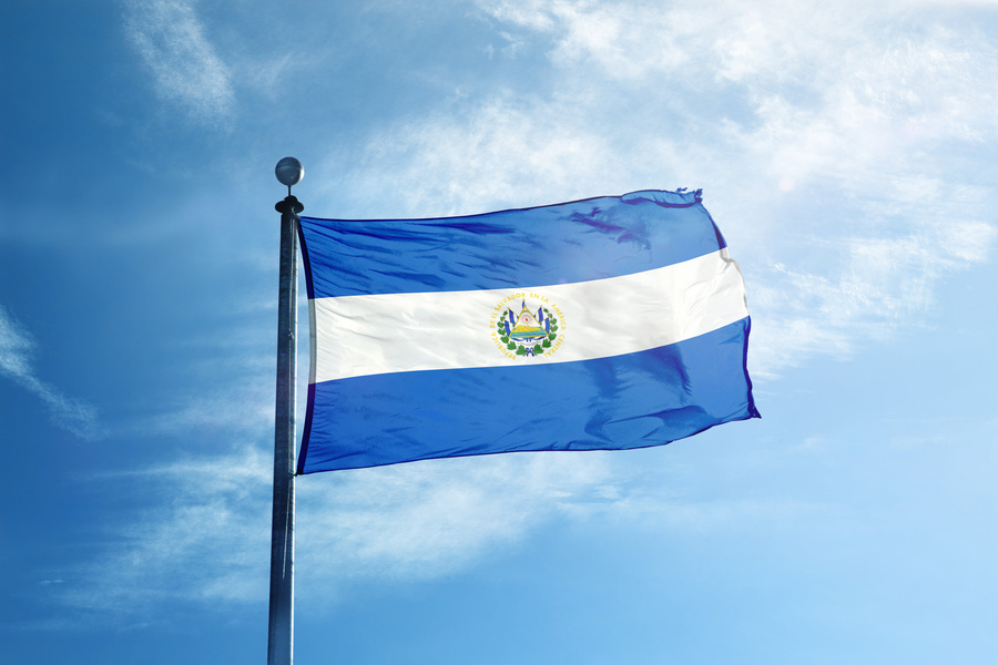 El-Salvador flag on the mast